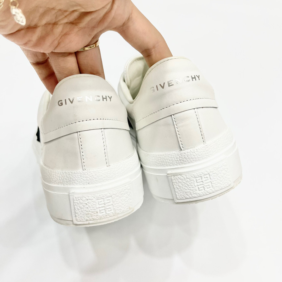 Slipon g.v.c ss mới size 37 - 98% only