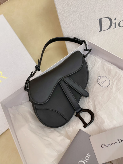 Túi dior saddle mini