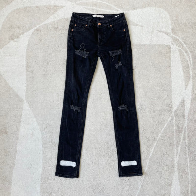 Jeans o.w size 26 - 98%