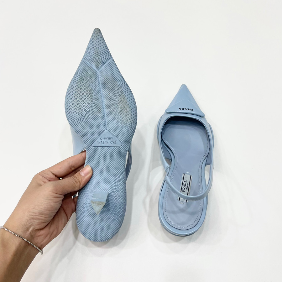 Guốc p.r.a.d.a size 36 - 98% có box