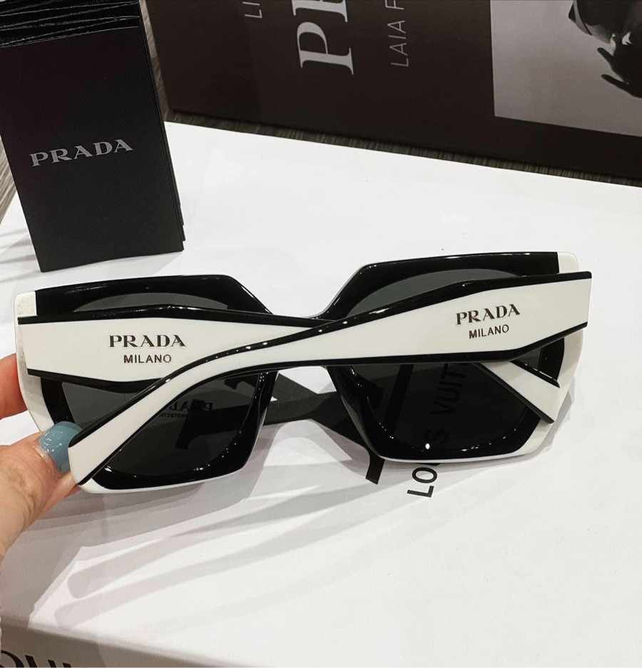 Kính Prada