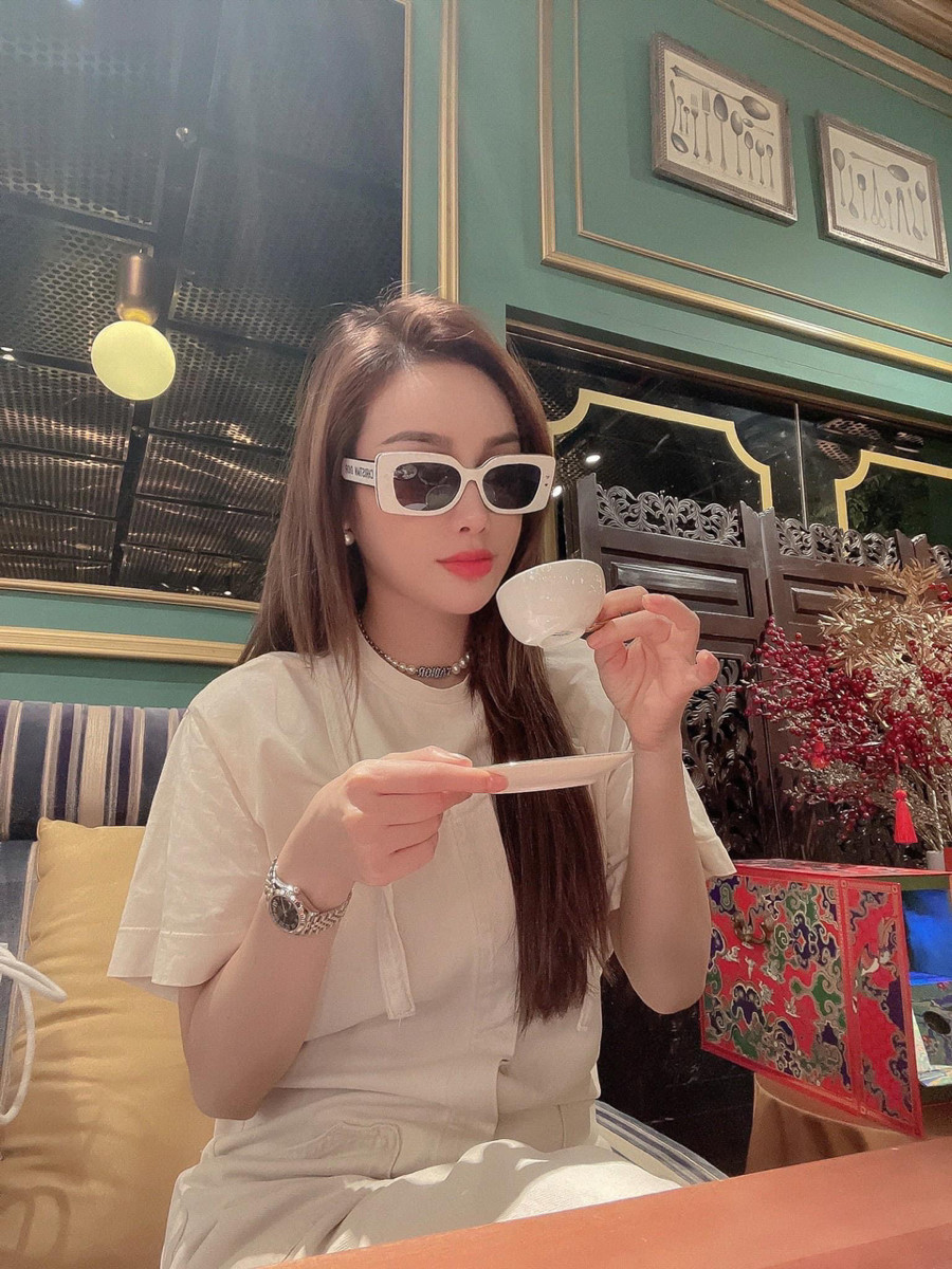 Kính Dior