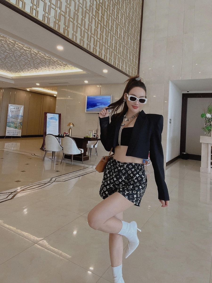 Kính Dior