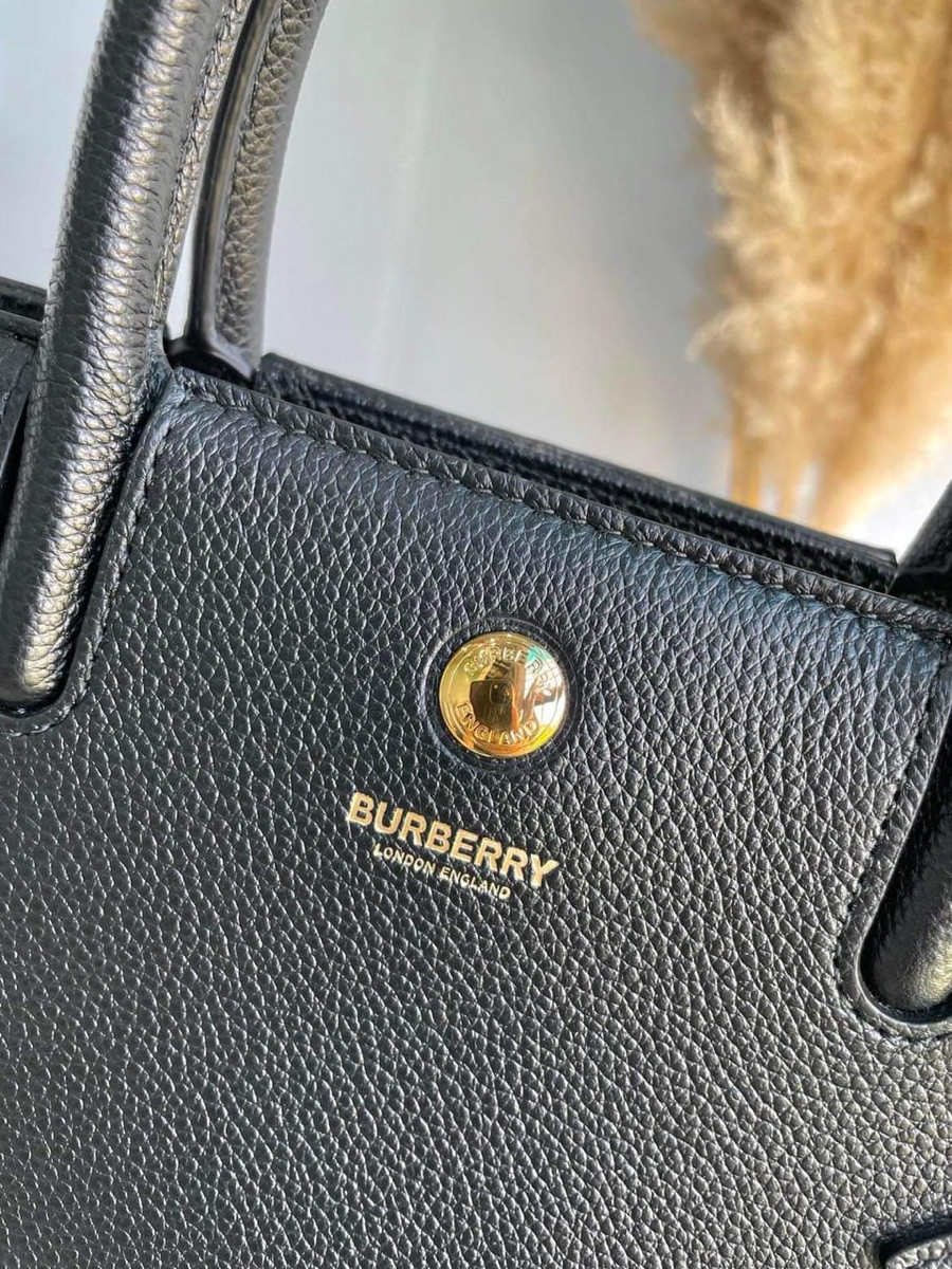 Túi Burberry