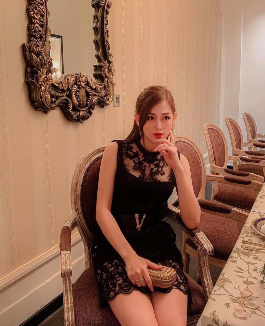 Nịt Versace