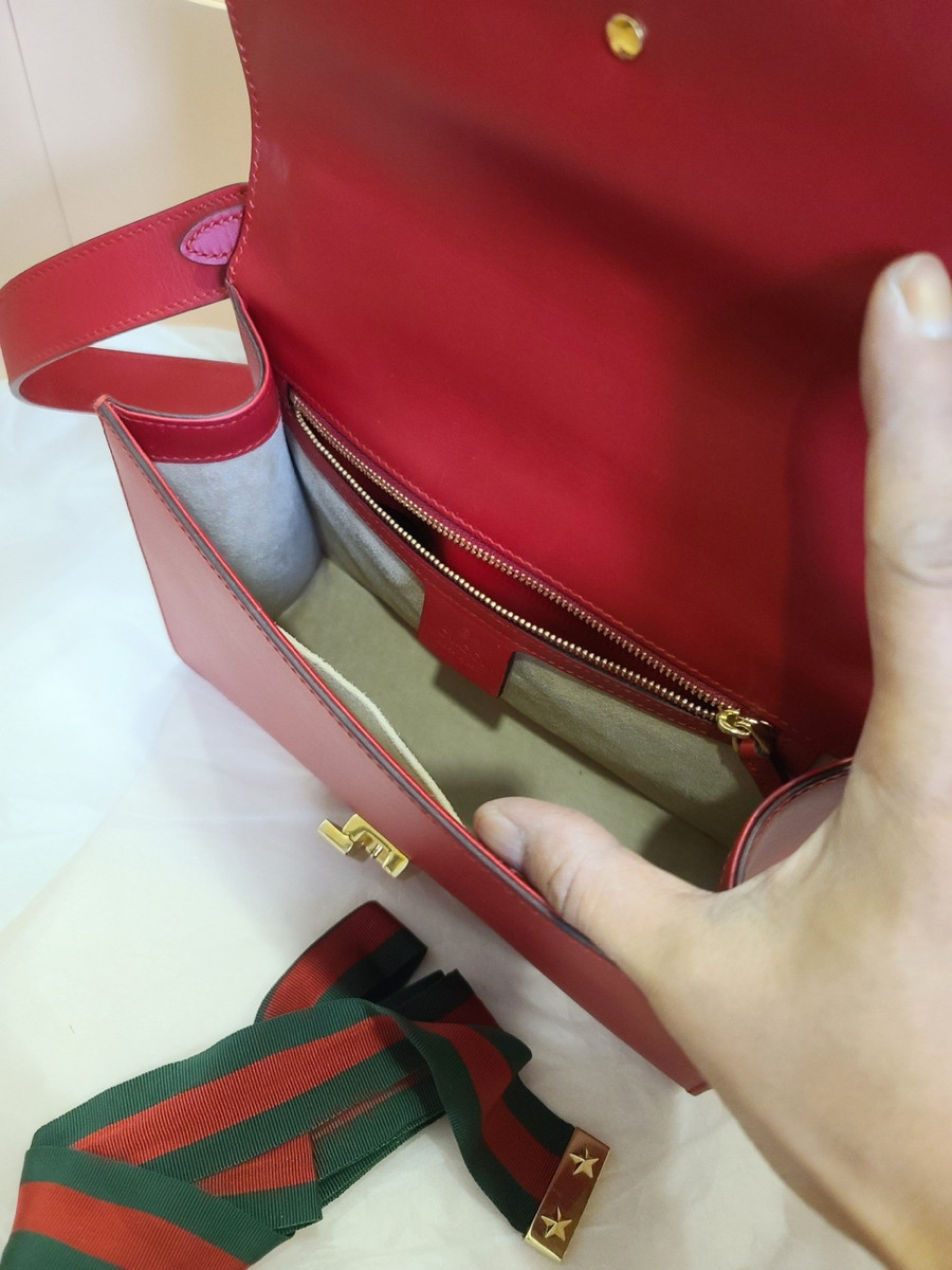 Túi Gucci SYLVIE SMALL RED SHOULDER BAG