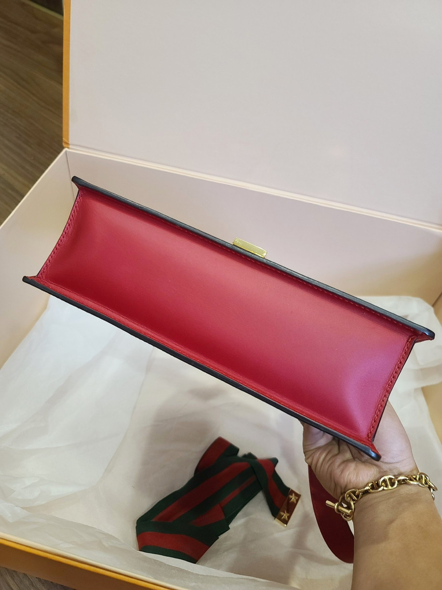 Túi Gucci SYLVIE SMALL RED SHOULDER BAG