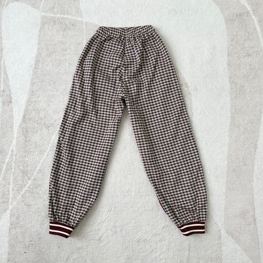 Pants g.c đỏ size Xs - 98%