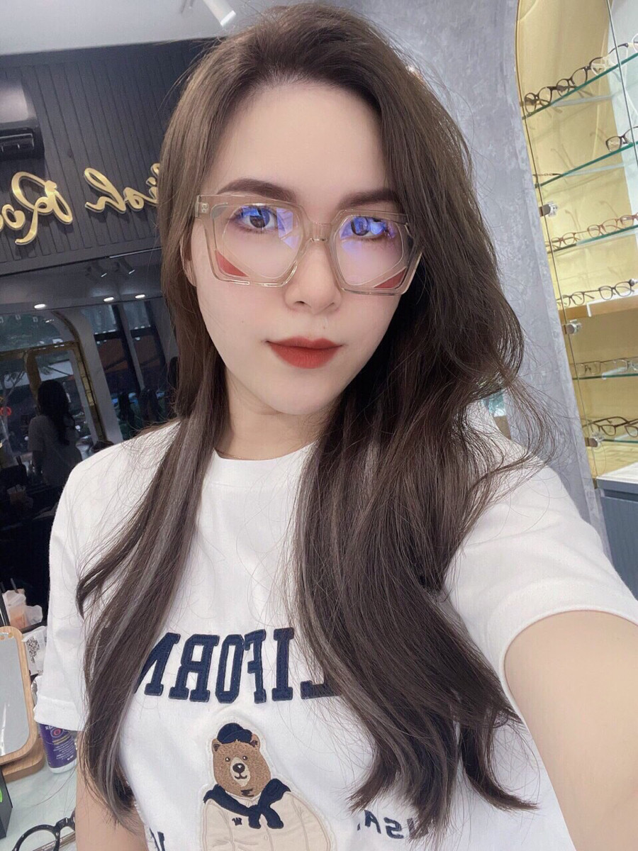 Kính cận Kuboraum T6 nổi bật cá tính ✨