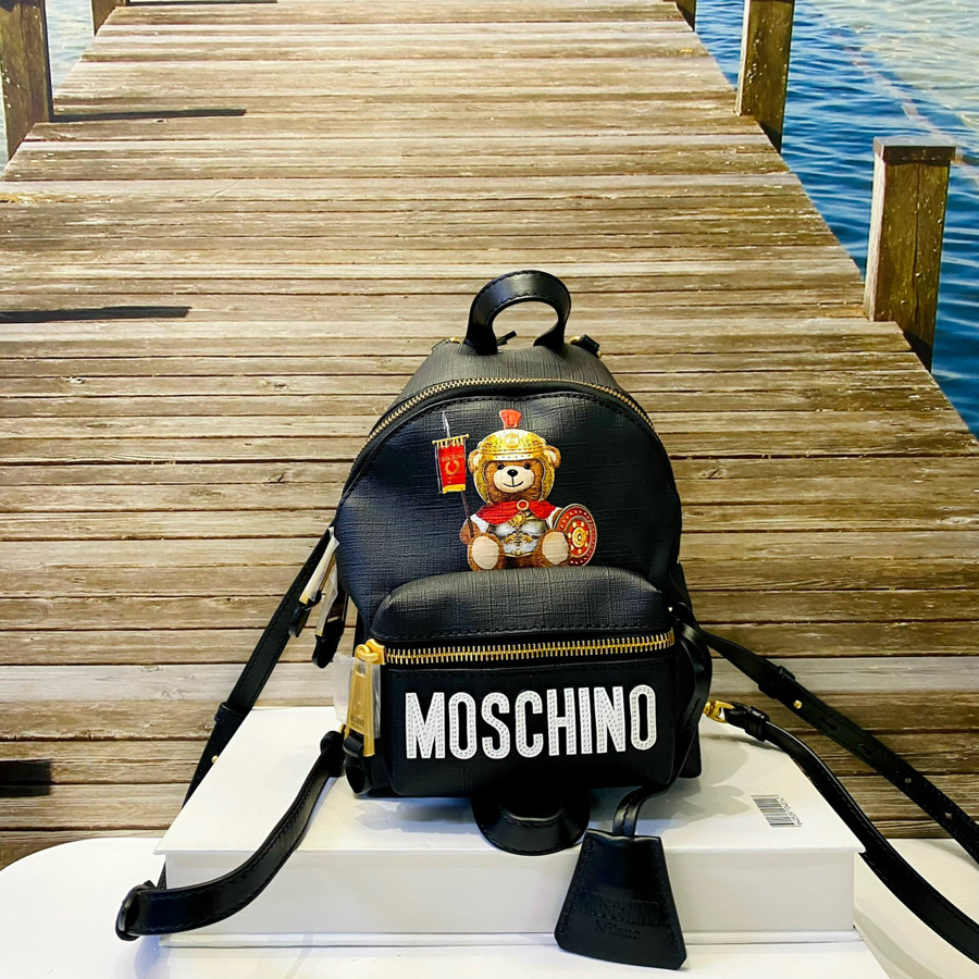 Balo Moschino