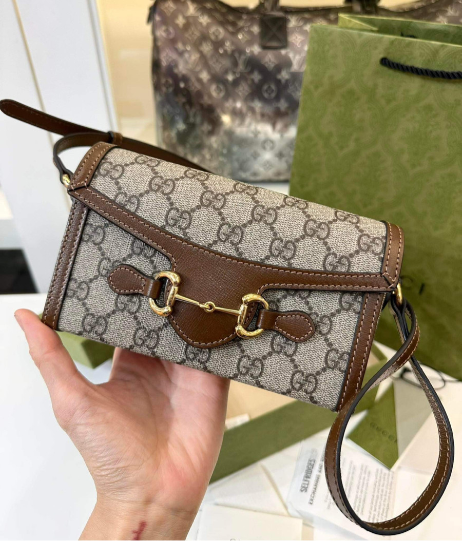 Gucci woc GG