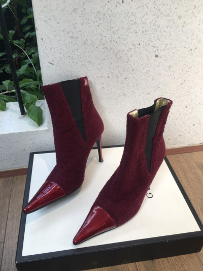 Bốt CHA NE L   Used Heel Pumps Bordeaux Tweed Size 38; cao 9cm . tình trạng như hình chi tiết e up kèm , phần mũi, gót sau có như hình ạ. ( form bé ạ )