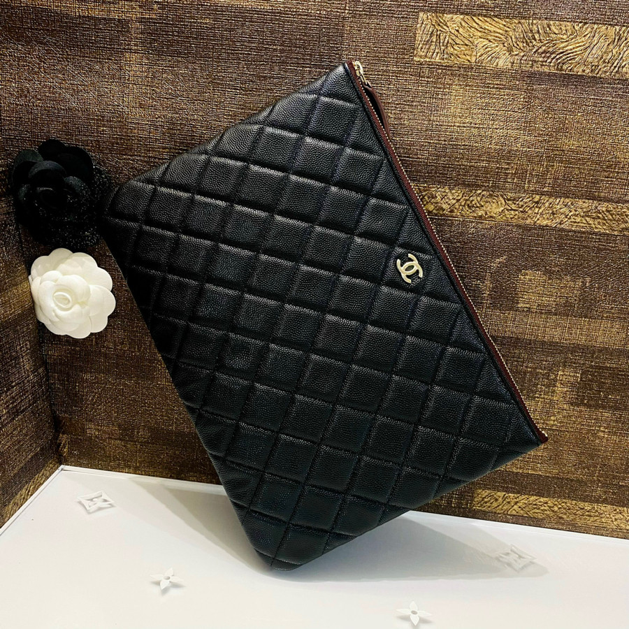 Clutch CC Caviar