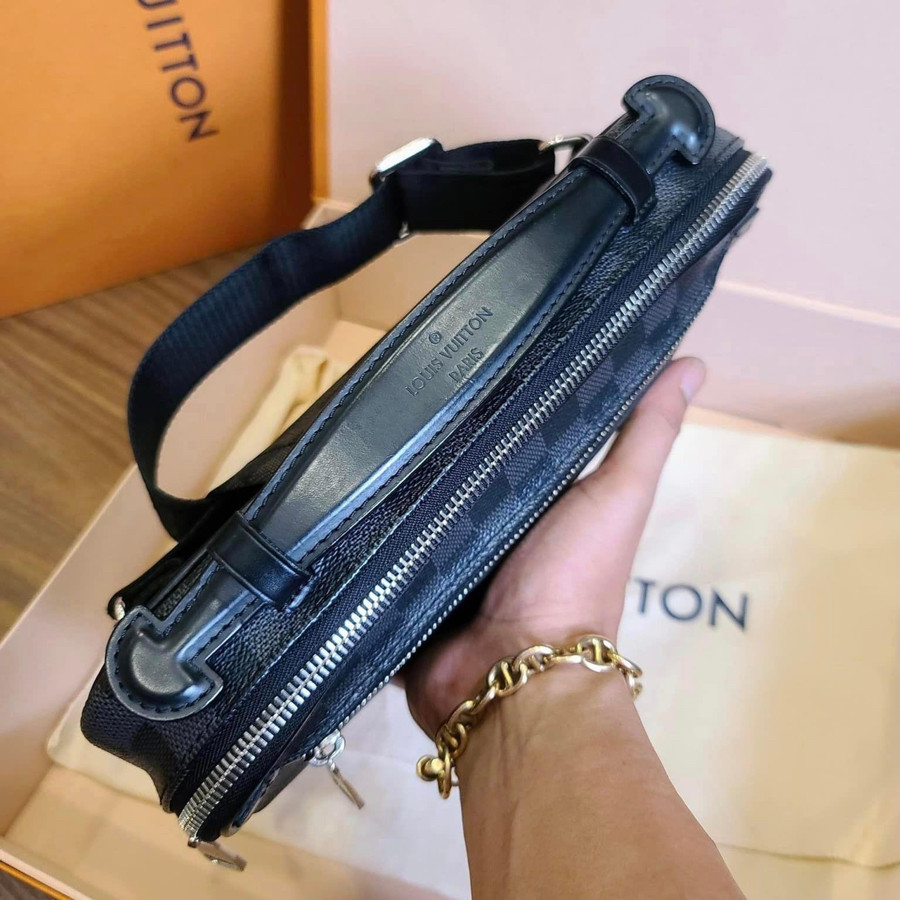 LOUIS VUITTON DAMIER GRAPHITE AMBLER BUMBAG