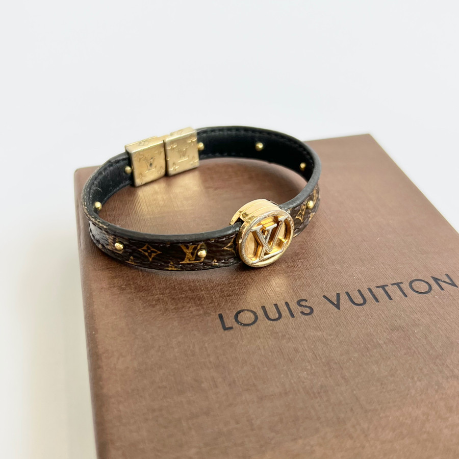 Vòng tay Louis Vuitton vintage