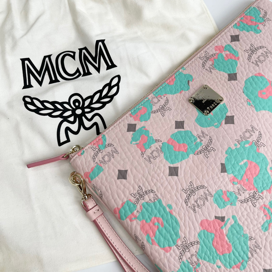 Túi clutch MCM hồng