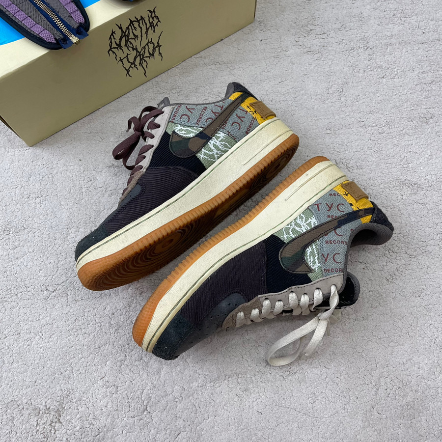 Giày Af1 x Travis size 41