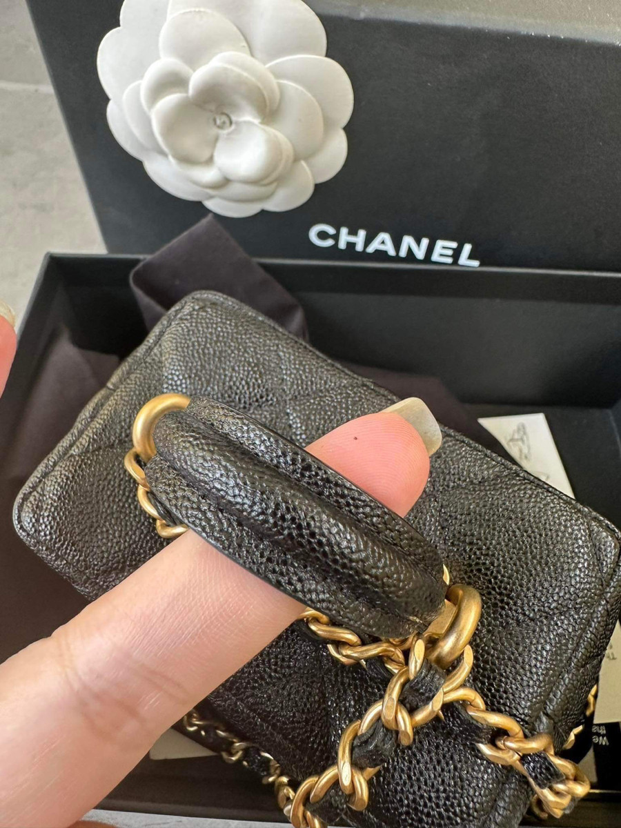 Chanel vanity micro caviar