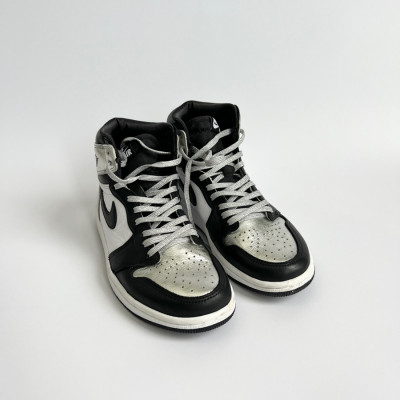 Giày Jordan1 high size 36 màu bạc