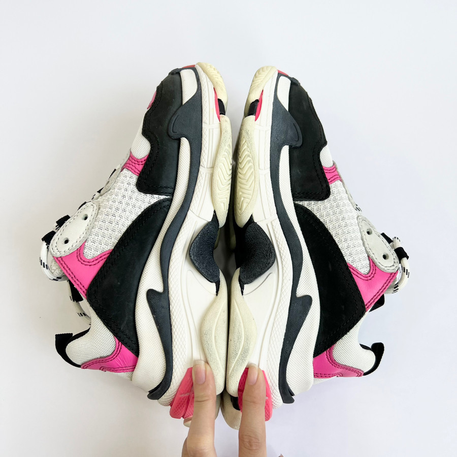 Giày sneaker Balenciaga TripleS hồng size 35