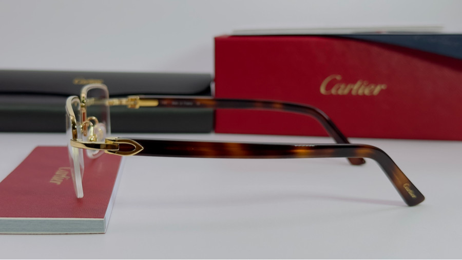 Kính Cartier