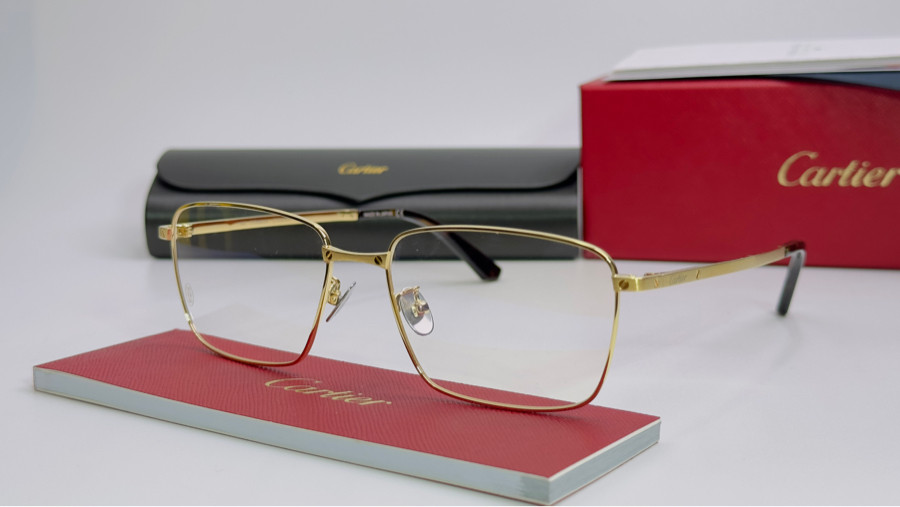 Kính Cartier
