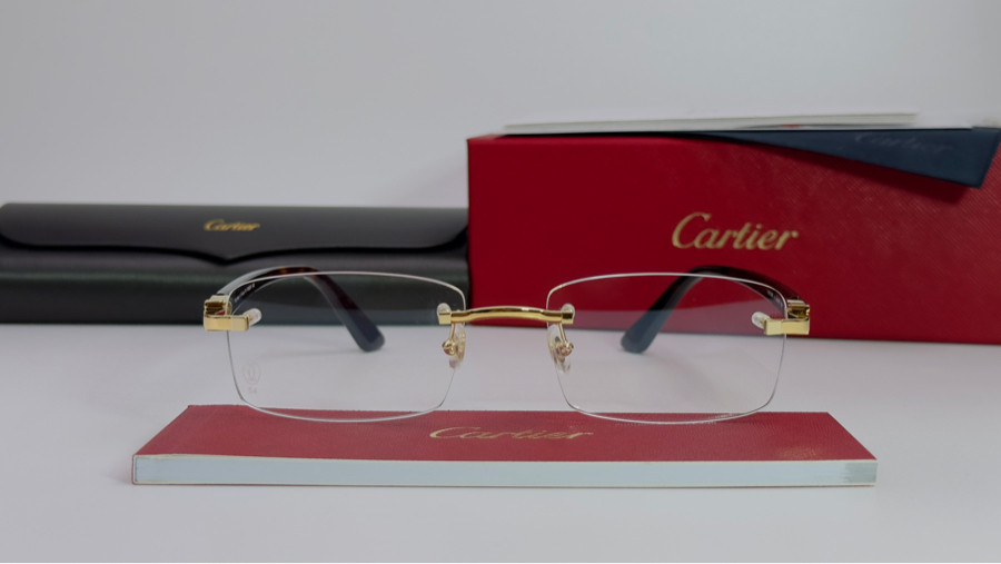 Kính Cartier
