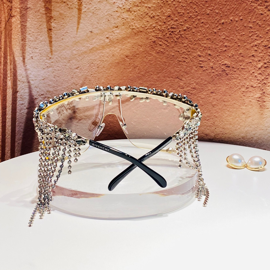 Kính Givenchy