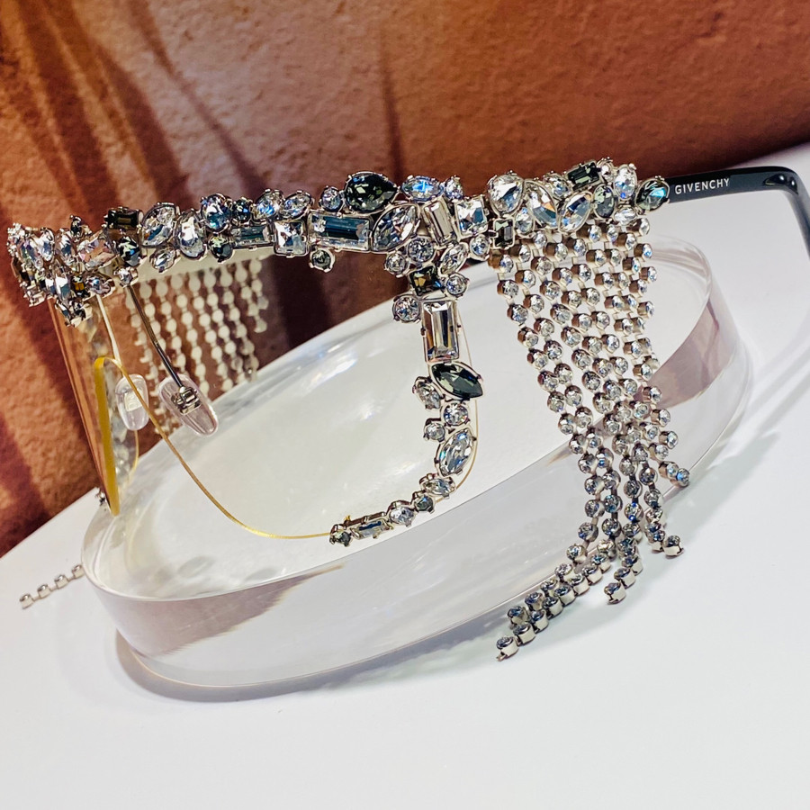 Kính Givenchy