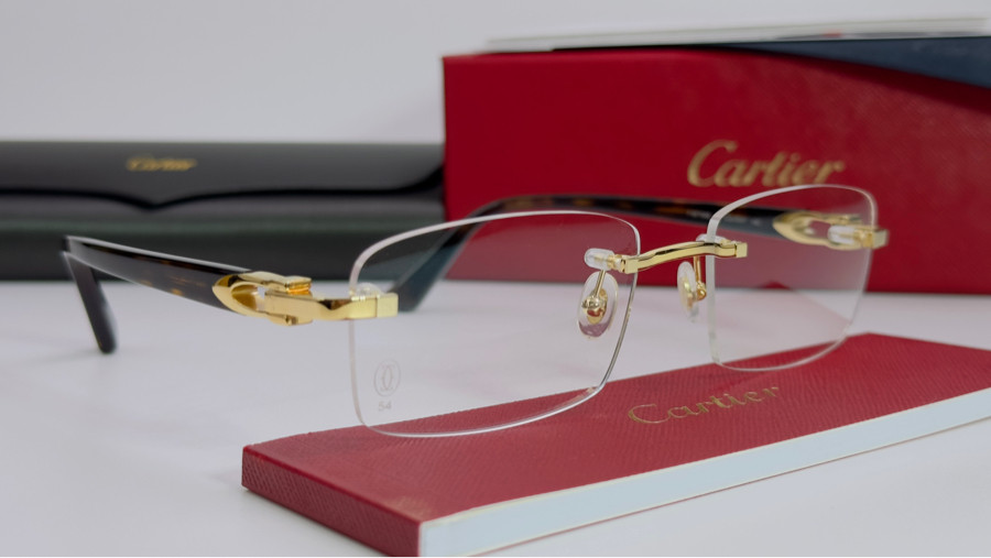 Kính Cartier