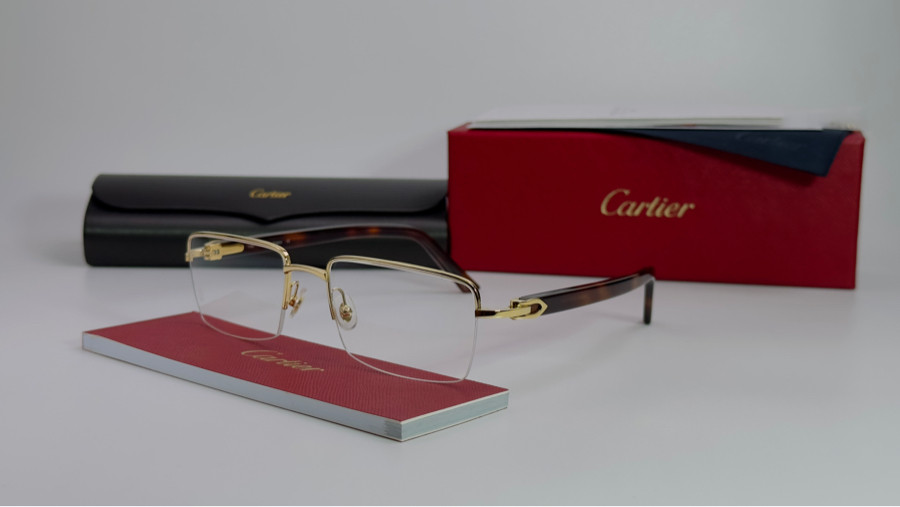 Kính Cartier