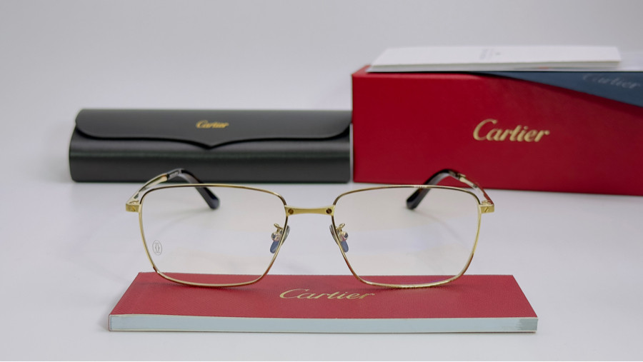 Kính Cartier