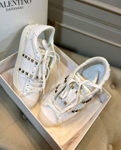 Giày valentino snk sz 37 kèm box