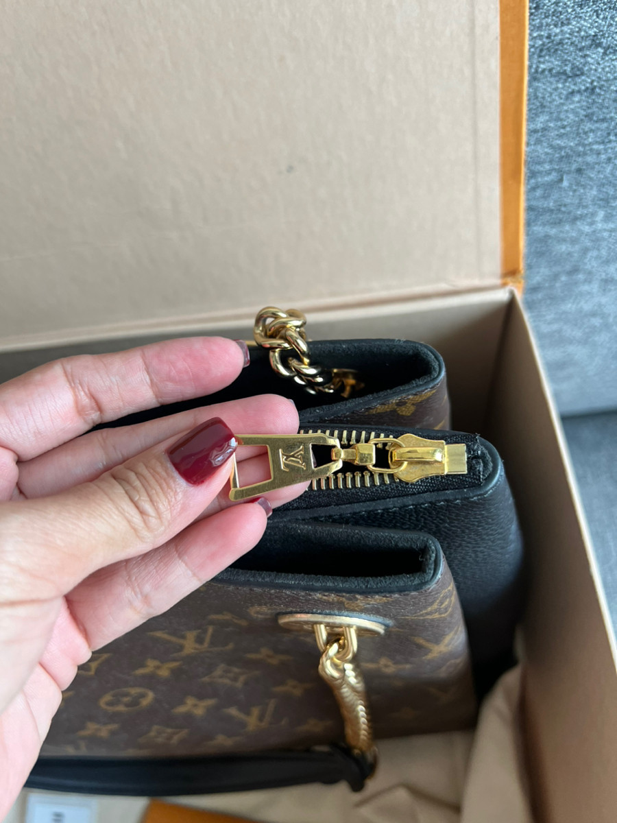 Lv tote bag