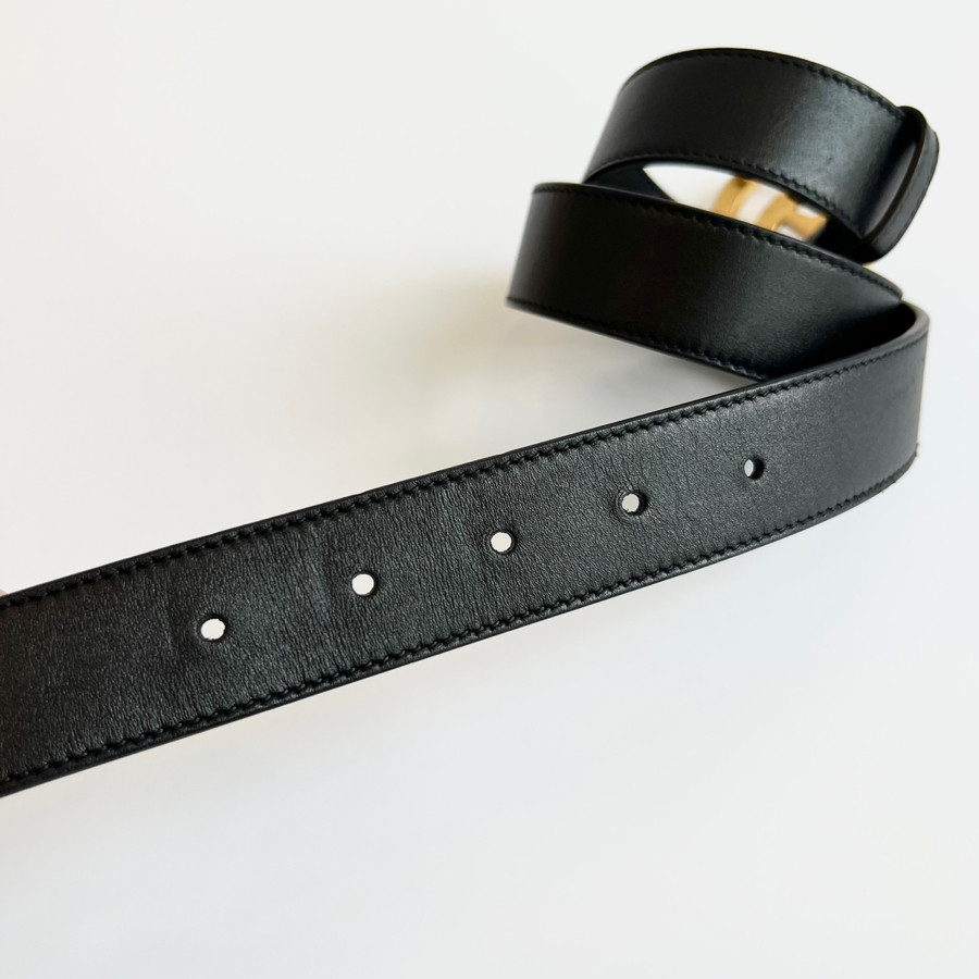 Belt Gucci size 75