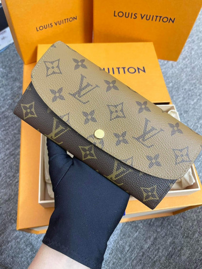 Ví Louis Vuitton