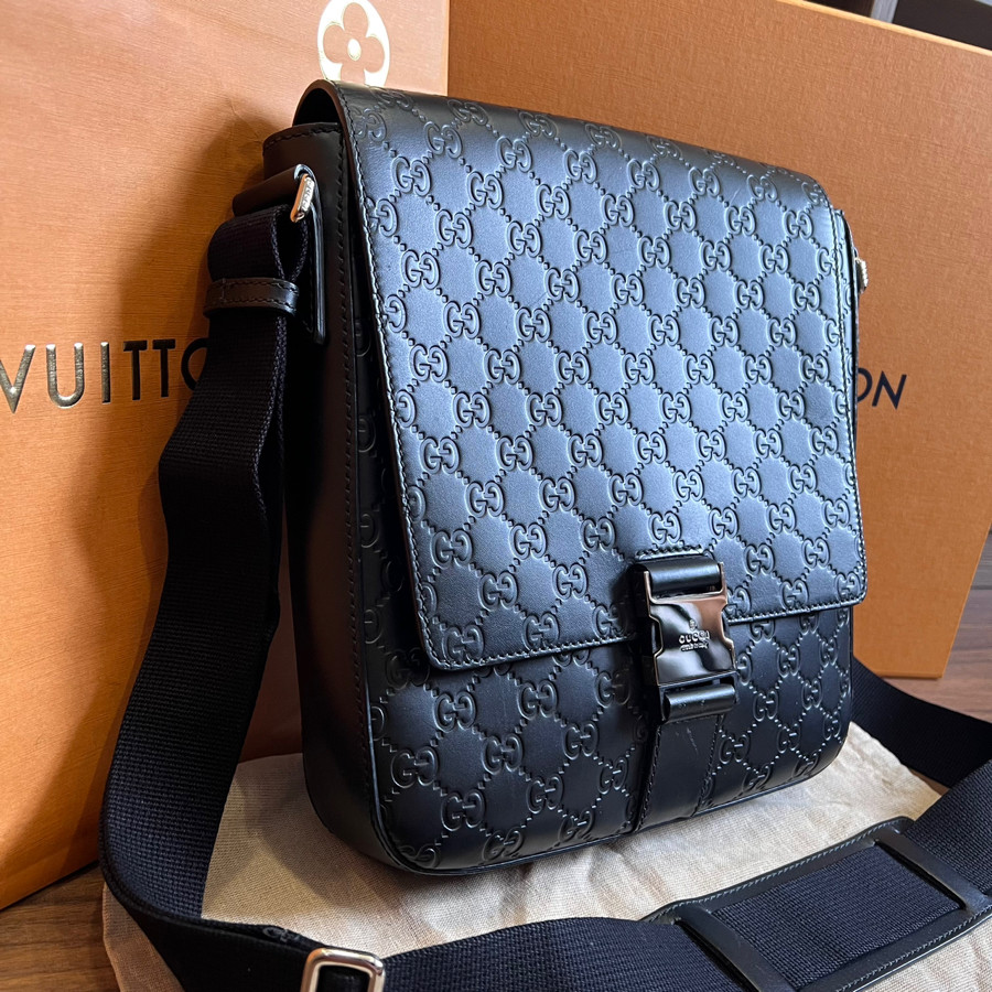 Túi Gucci SIGNATURE LEATHER MESSENGER