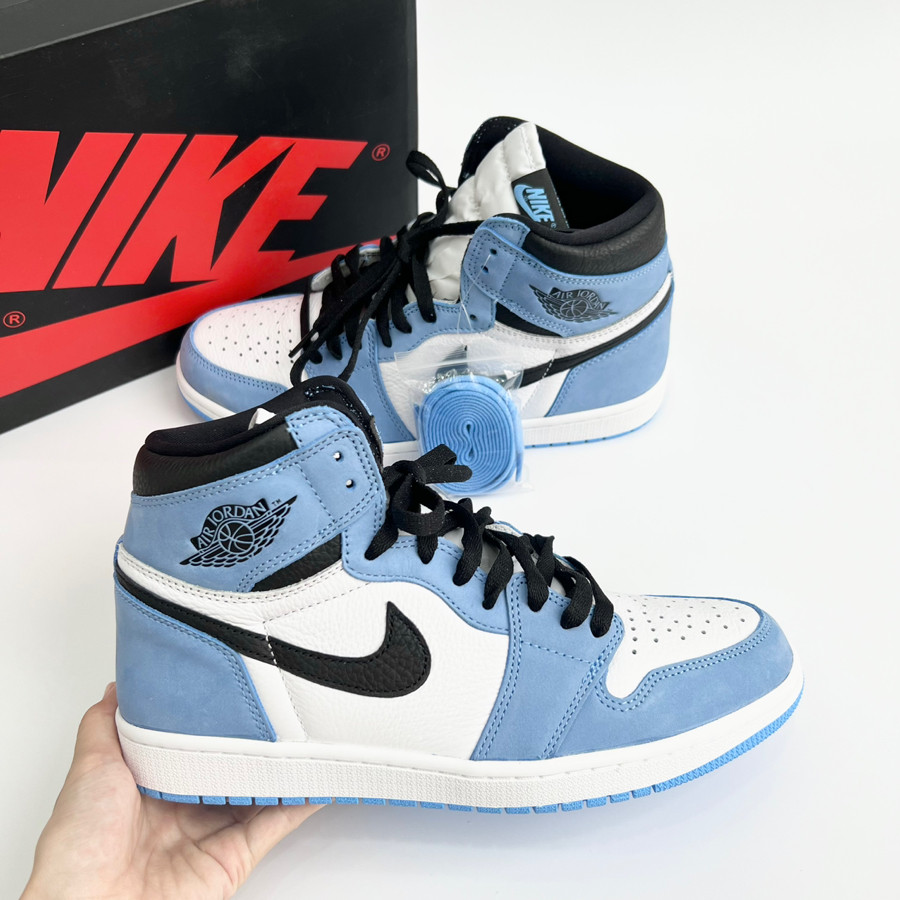 Giày sneaker Jordan1