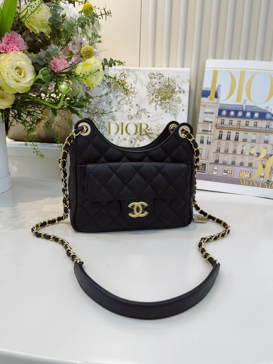 Hobo chanel size mini