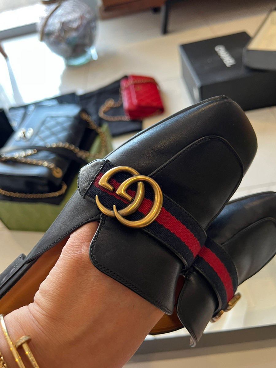 Sục gucci