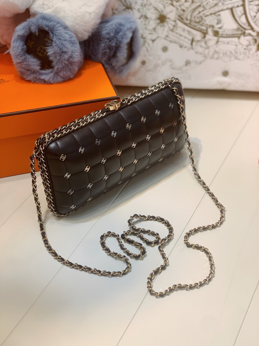 Clutch chanel