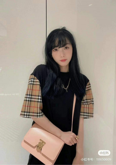 Túi Burberry