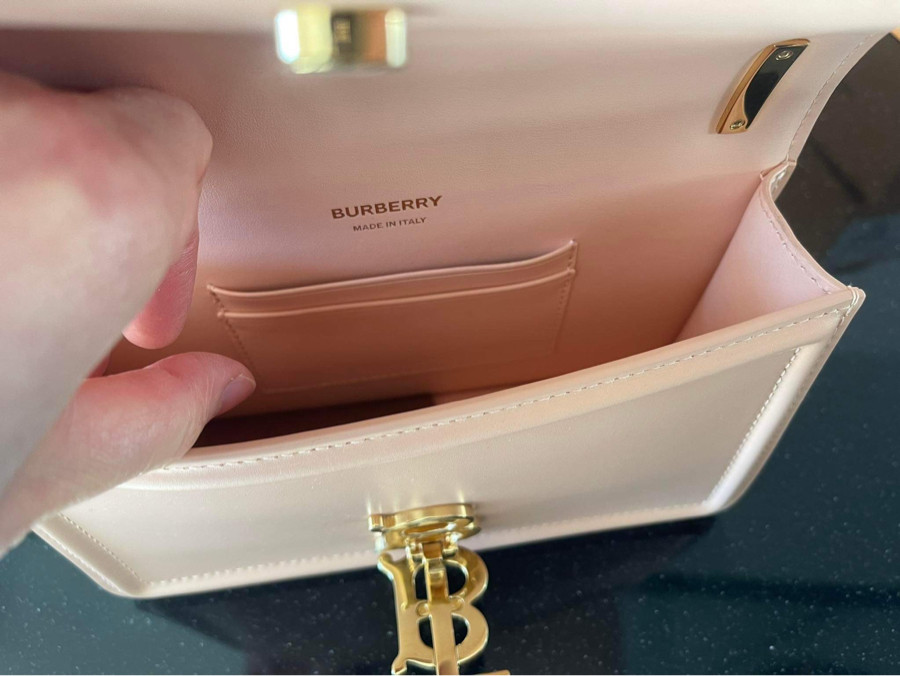 Túi Burberry