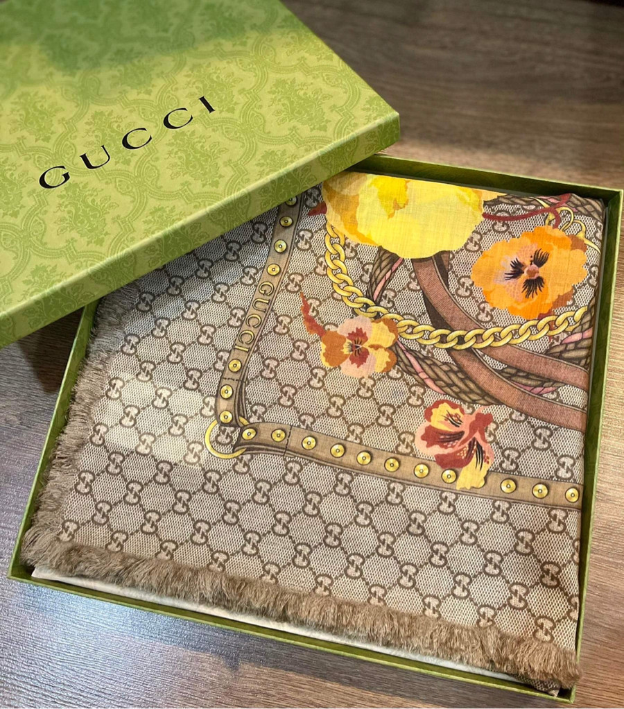 Khăn gucci lụa nau sz 140x140