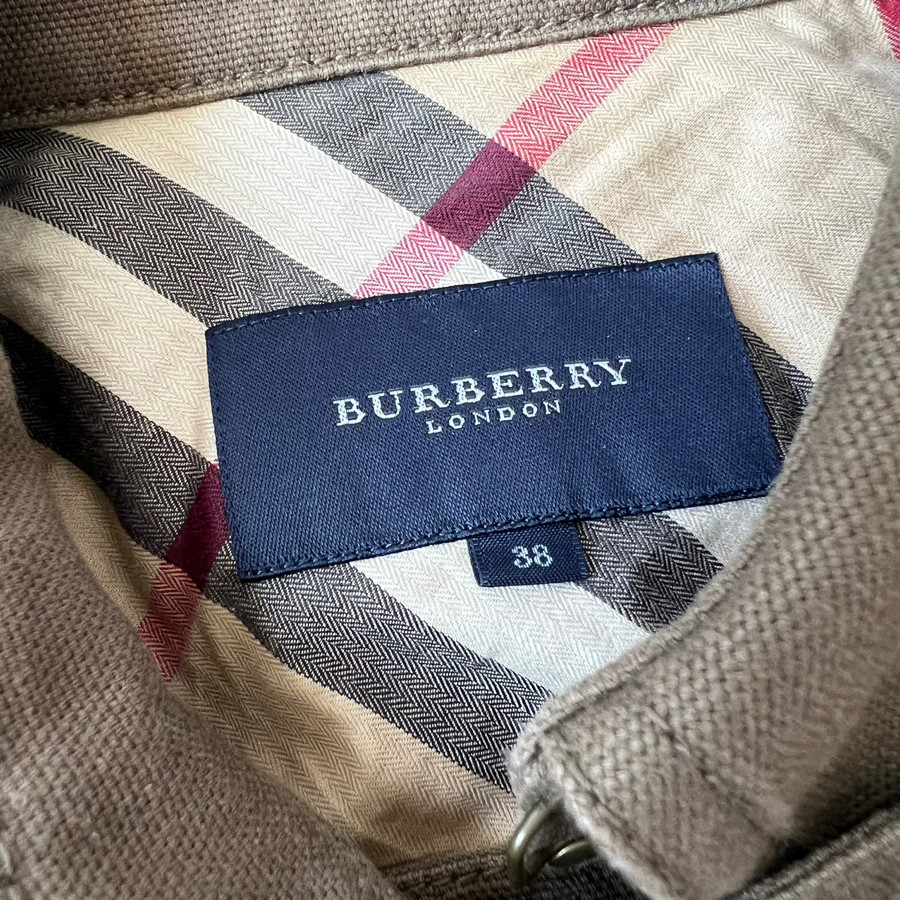 Áo khoác jacket Burberry nâu