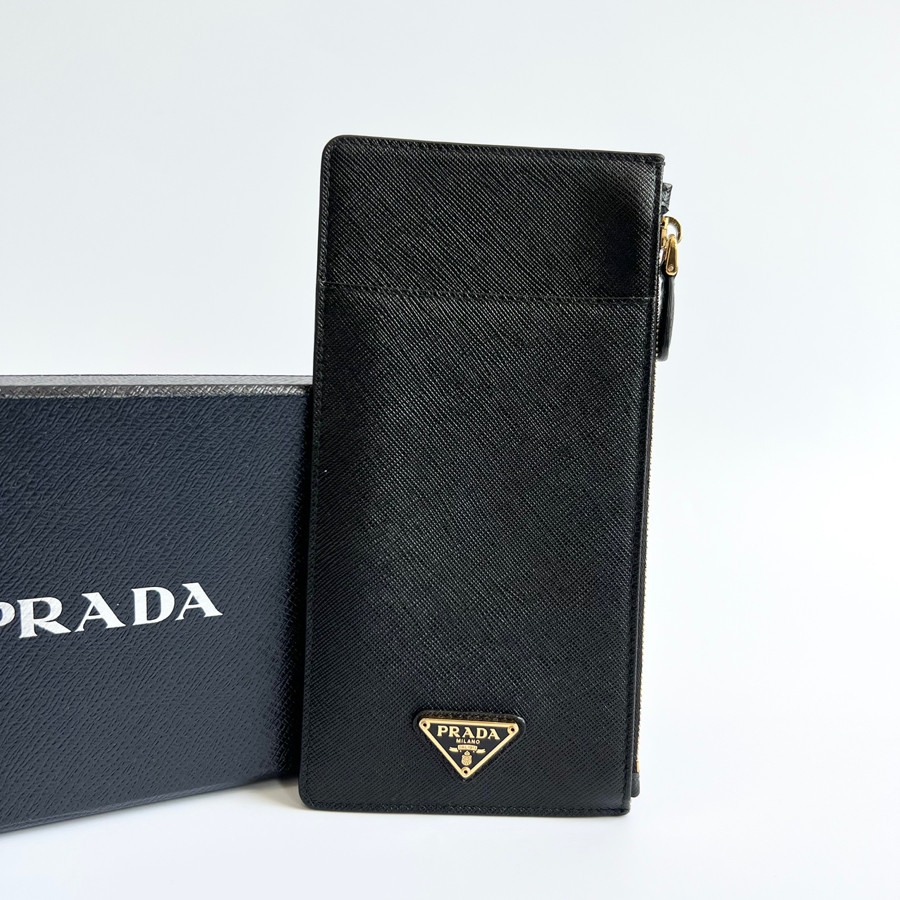 Túi zip card Prada