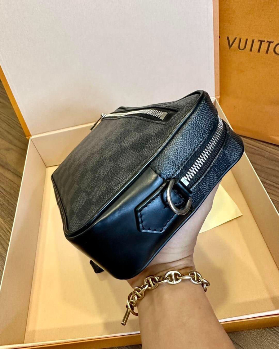 Clutch LV kasai Likenew 99%