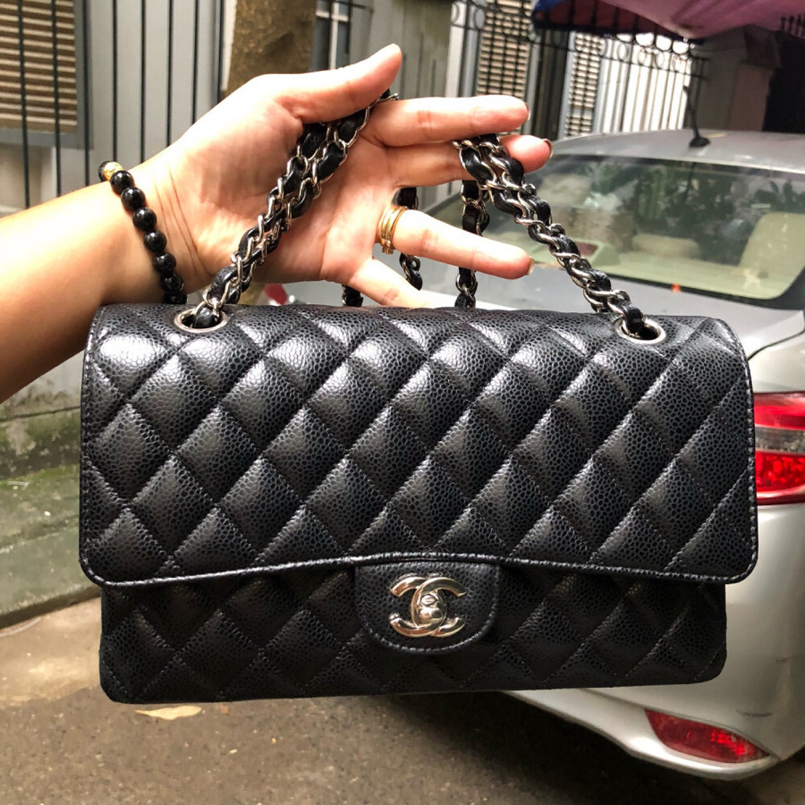 Chanel classic medium - black caviar & SHW code 27