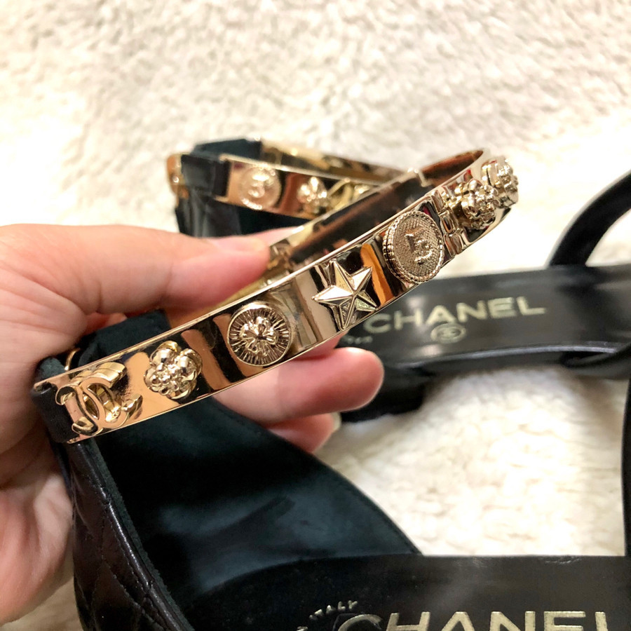 Chanel limited Edition black leather & Gold hardware strap sandal sz 38C: