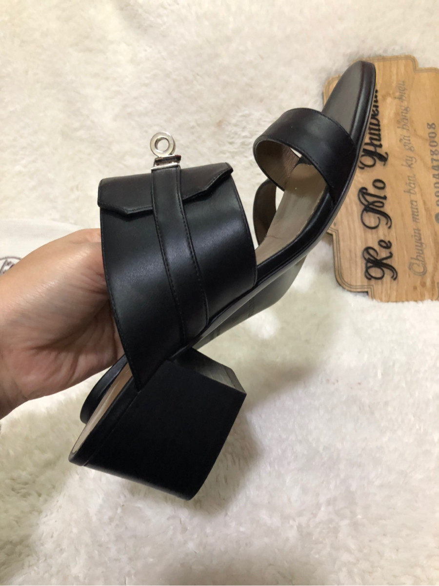 Hermes Lady's Kelly belt sandals - black sz 36,5: